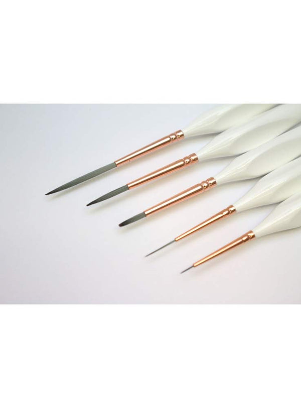Mont Marte Detail Brush Set of 5 Suitable for Oil, Acrylic, Watercolour, Goauche, Poster Detail & Liners, Short Handle